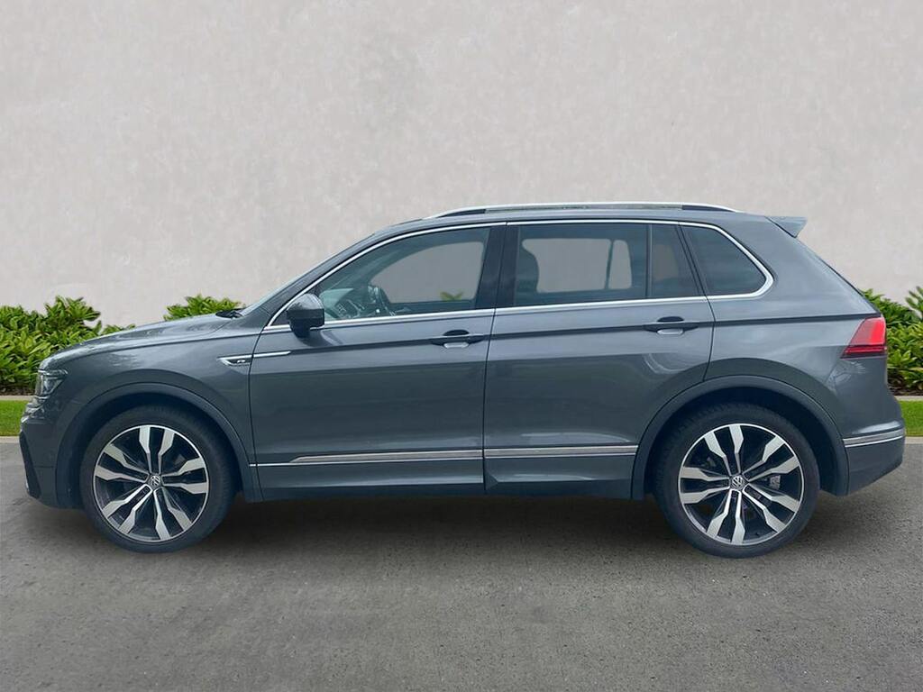 Volkswagen Tiguan Match Black #19