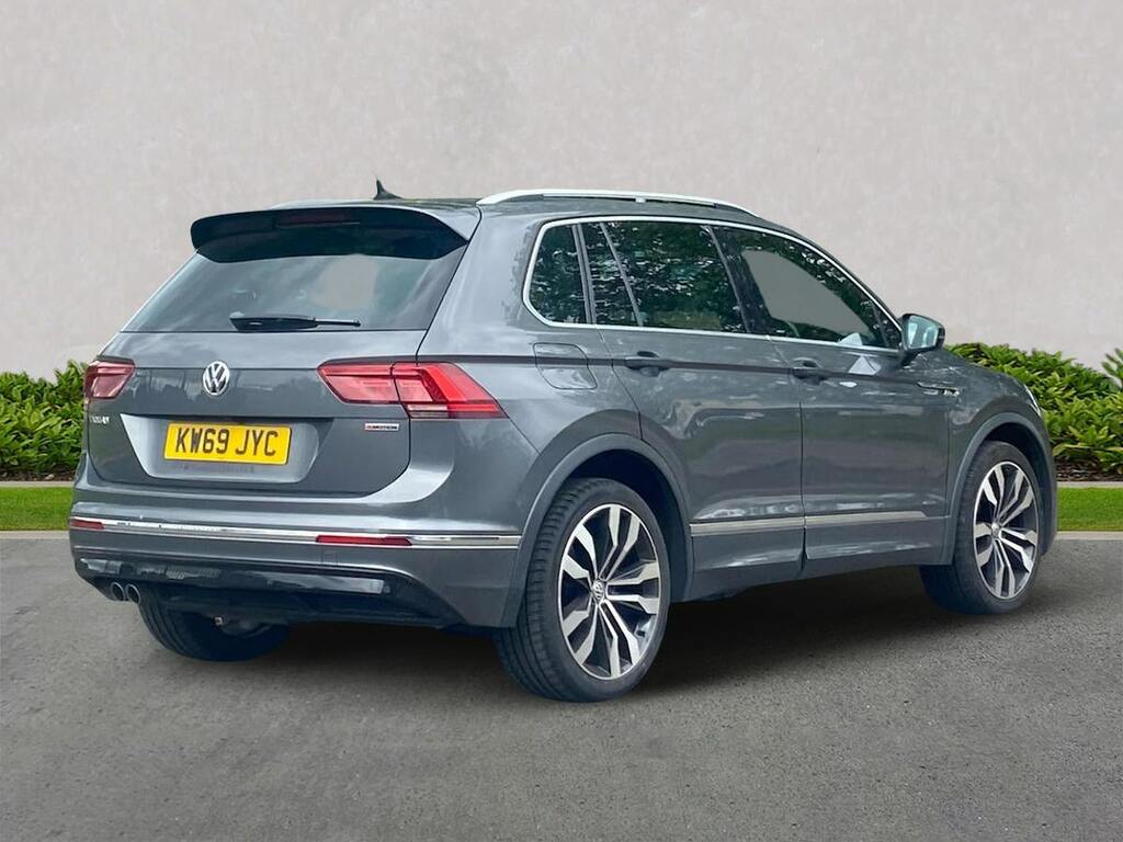 Volkswagen Tiguan Match Black #18