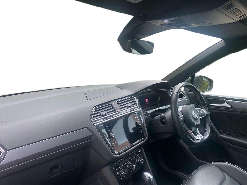 Volkswagen Tiguan Match Black #7
