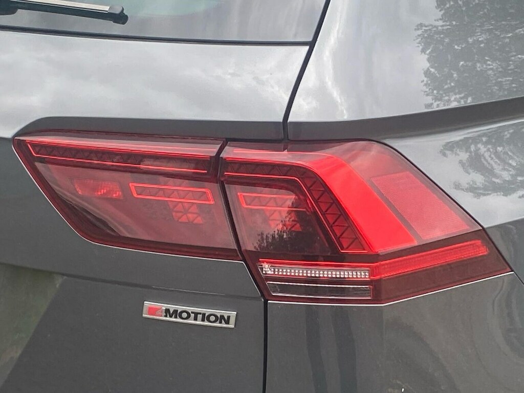 Volkswagen Tiguan Match Black #35