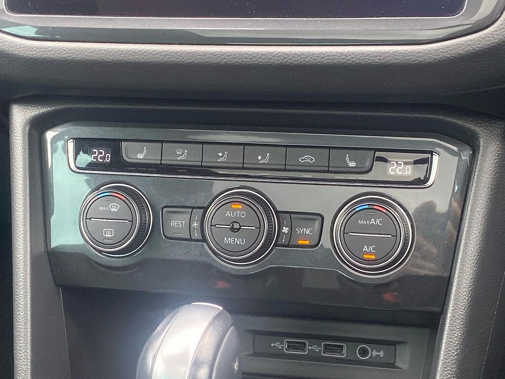 Volkswagen Tiguan Match Black #12