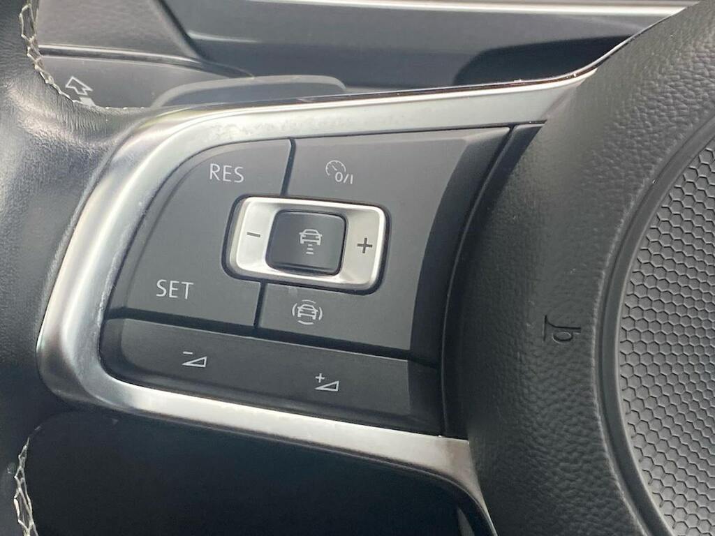 Volkswagen Tiguan Match Black #27