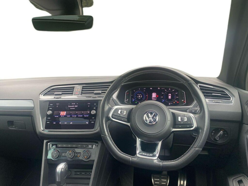 Volkswagen Tiguan Match Black #9