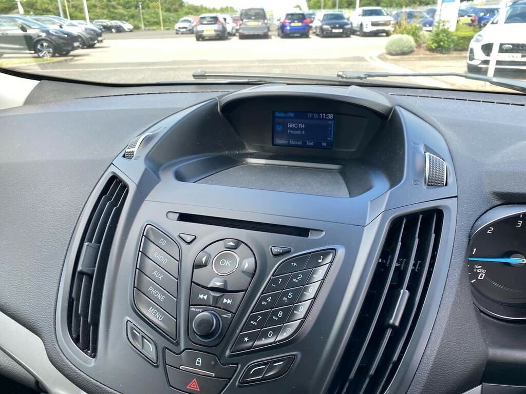 Ford Kuga 1.5 T Ecoboost Zetec 201616 Red #11