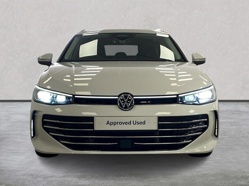 Volkswagen Passat 1.5 Etsi Mhev Elegance Estate Hybrid Ds GF25MLE White #4