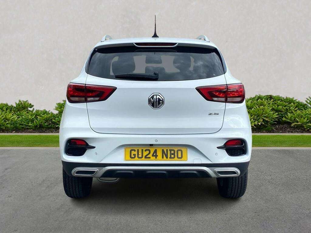 MG ZS 1.5 Vti-tech Exclusive White #4