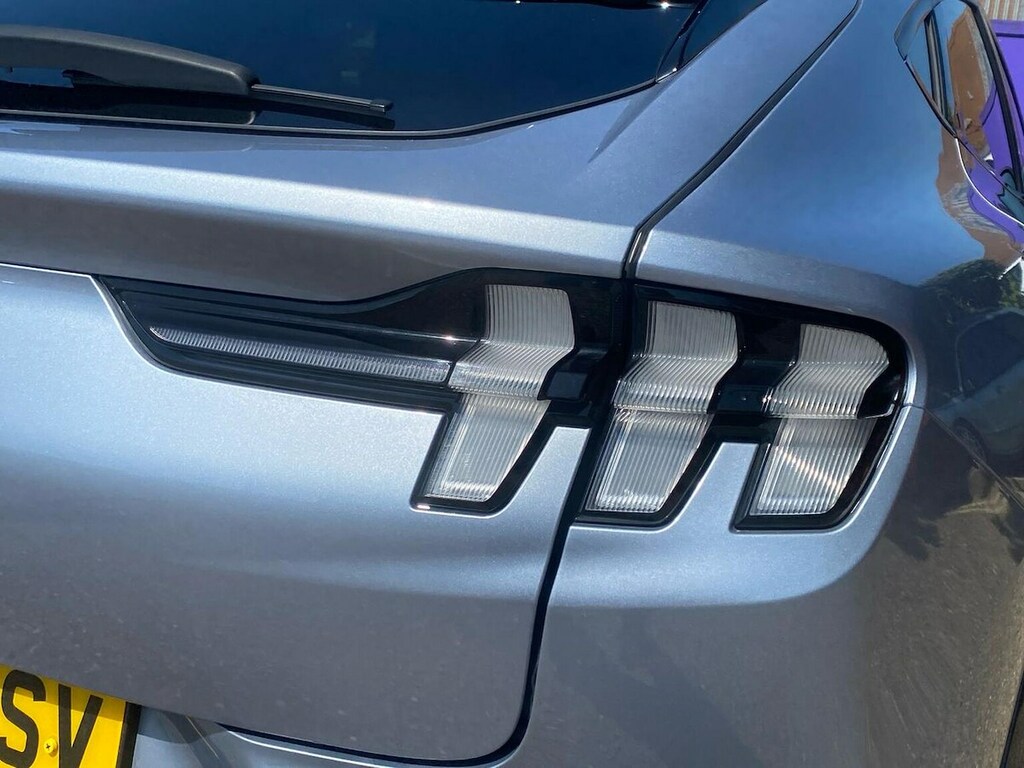 Ford Mustang Mach-E 258Kw Extended Range 91Kwh Awd White #33