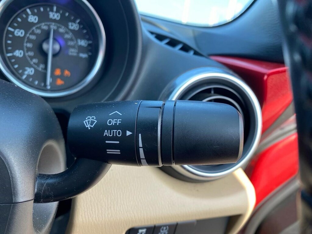 Mazda MX-5 Se Red #29