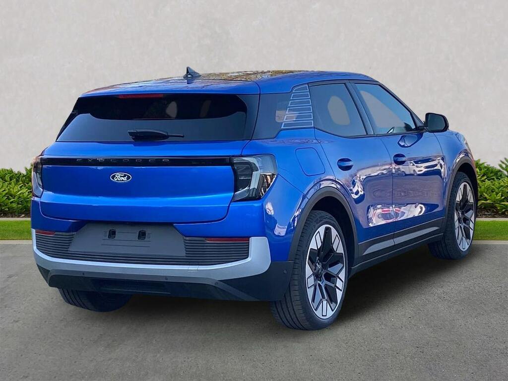 Ford Explorer Premium Red #18