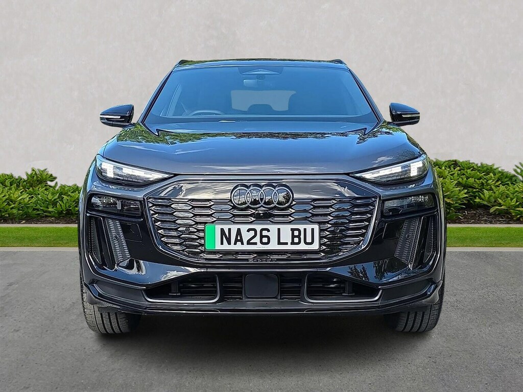Audi Q6 E-Tron 225Kw Performance 100Kwh Black Edition Grey #5