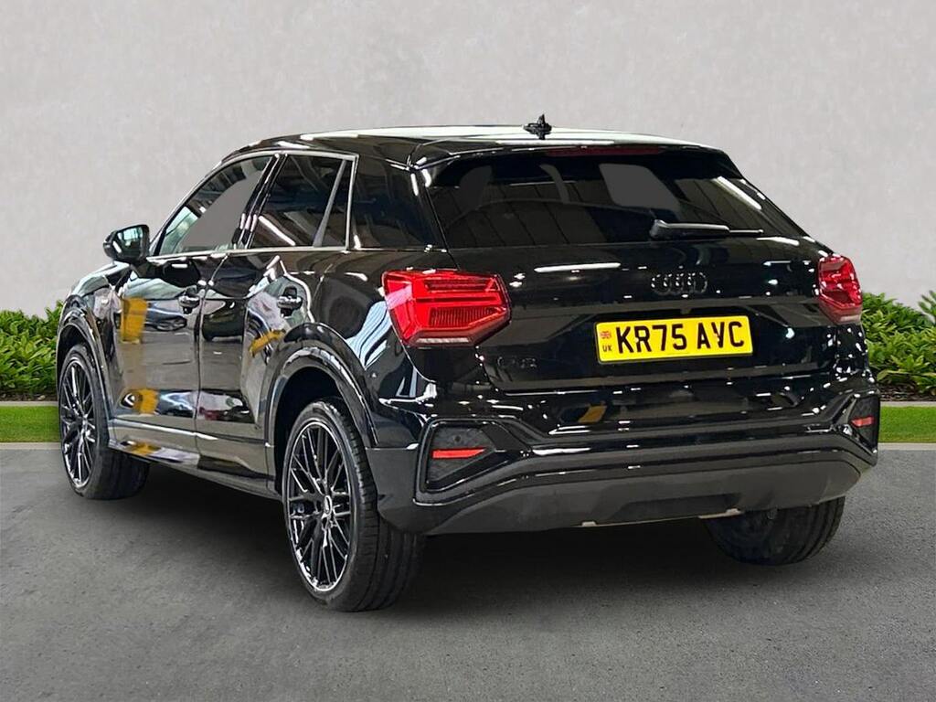 Audi Q2 1.5 Tfsi Cod 35 Black Edition Suv S Tro KR75AVC Black #2