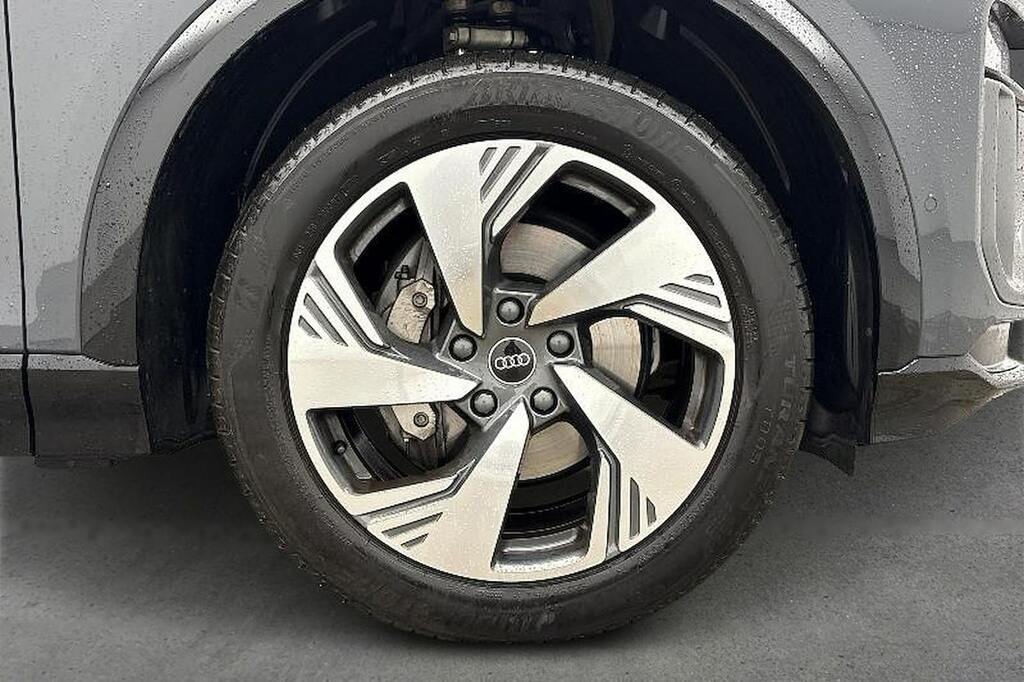 Audi Q6 E-Tron 83Kwh S Line Suv 252 Ps Grey #6