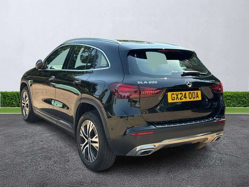 Mercedes-Benz GLA Class Gla 200 Sport Executive GX24OOA Black #2