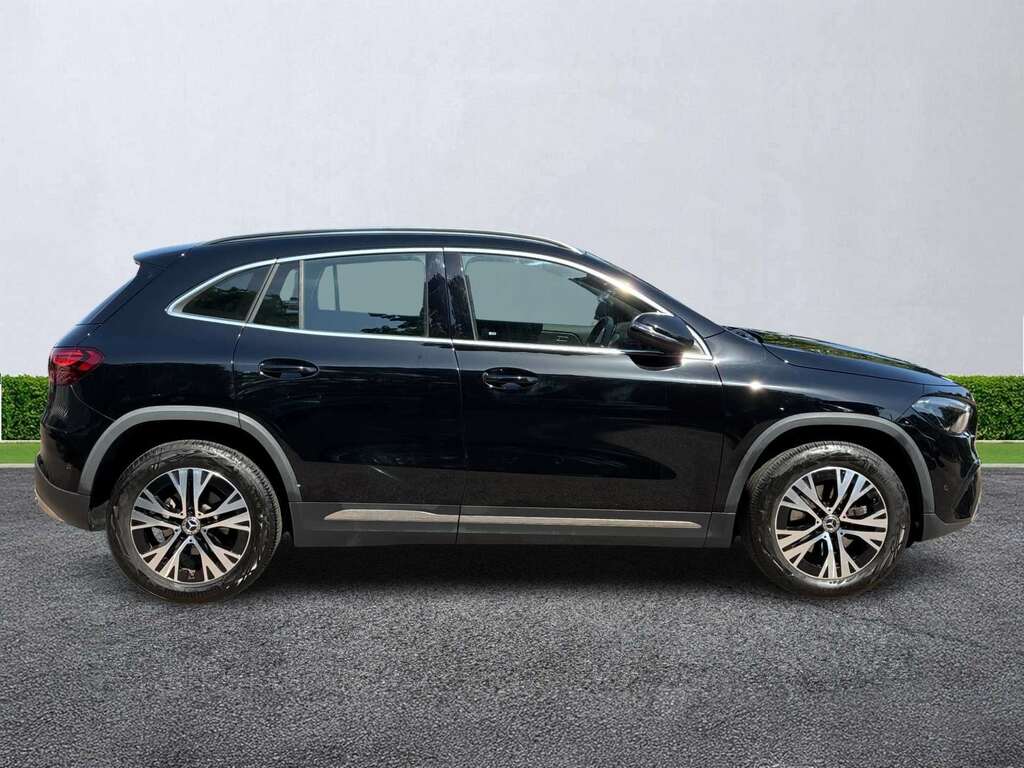 Mercedes-Benz GLA Class Gla 200 Sport Executive GX24OOA Black #3