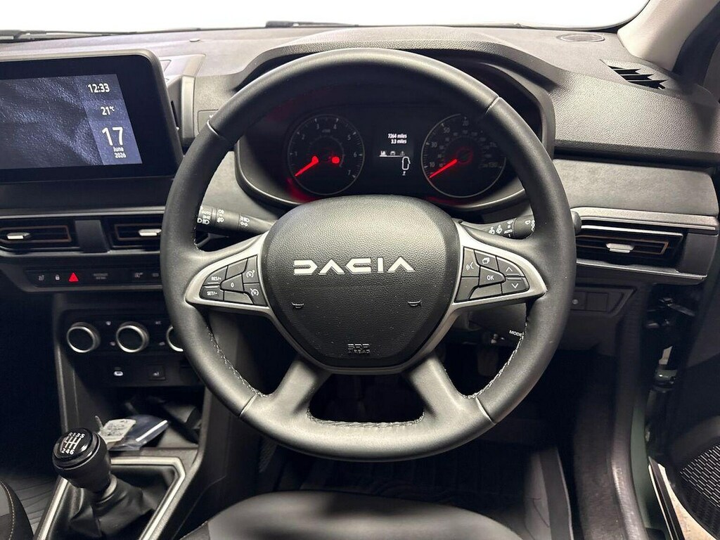 Dacia Jogger 1.0 Tce Extreme Green #9