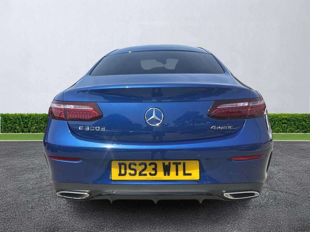 Mercedes-Benz E Class E300d 4Matic Amg Line Night Ed Pre 9G-tronic Blue #4