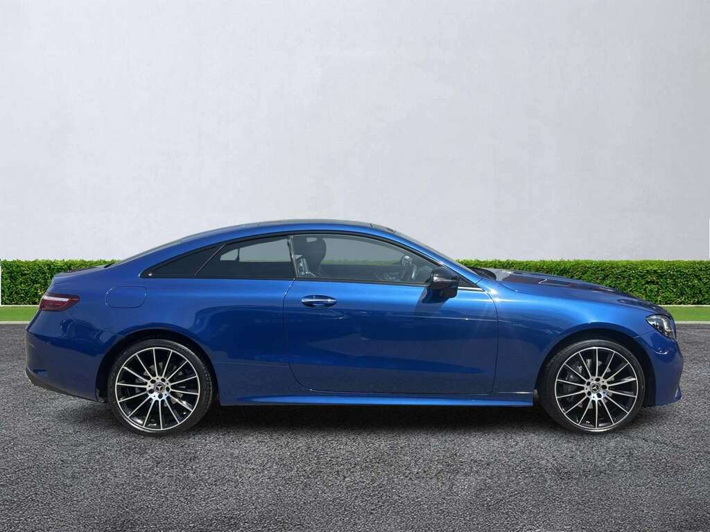 Mercedes-Benz E Class E300d 4Matic Amg Line Night Ed Pre 9G-tronic Blue #3