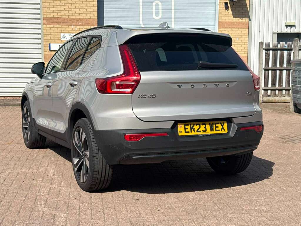Volvo XC40 2.0 B4p Ultimate Dark Silver #2