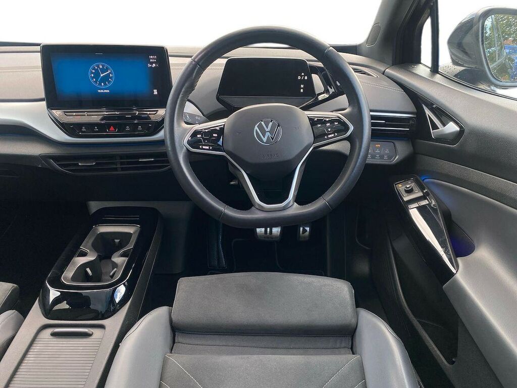 Volkswagen ID.4 Pure Performance 52Kwh Life Suv Black #6