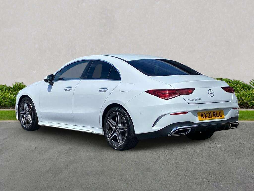 Mercedes-Benz CLA Class Cla 200 Amg Line Premium Tip White #2