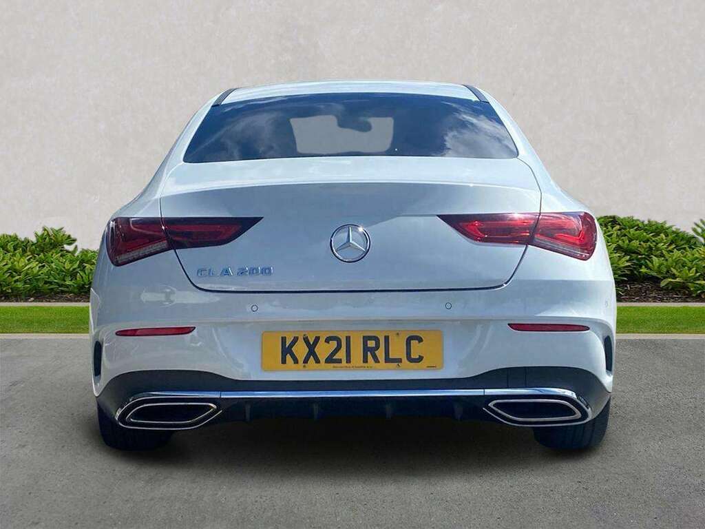 Mercedes-Benz CLA Class Cla 200 Amg Line Premium Tip White #4