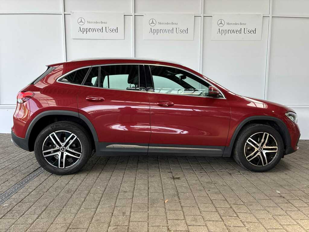 Mercedes-Benz GLA Class Gla 200 Sport BK21ENR Red #3