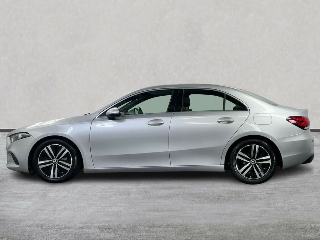 Mercedes-Benz A Class Hatchback Black #19