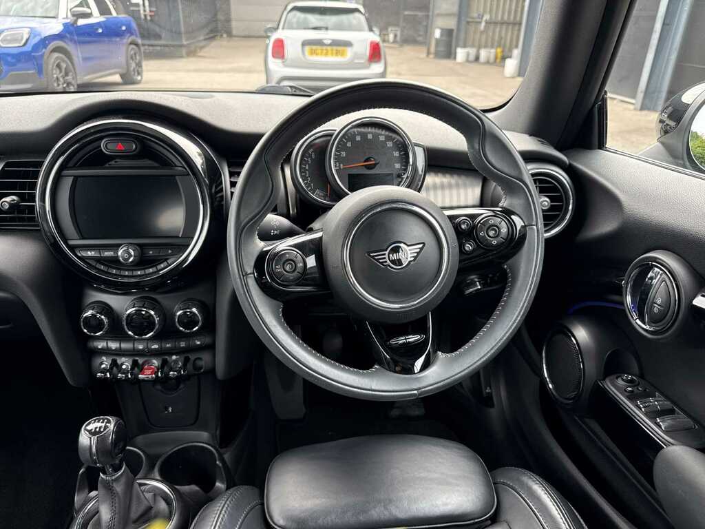Mini Convertible Cooper S Sport Steptronic Euro 6 Red #9