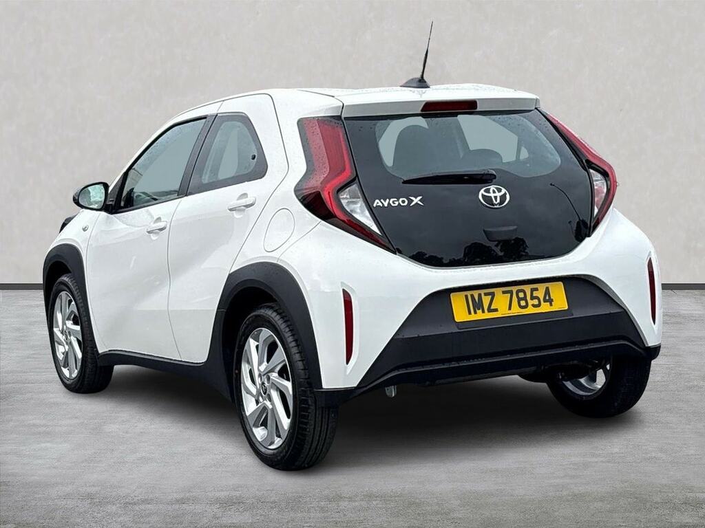 Toyota Aygo X 1.0 Vvt-i Pure Hatchback Euro 6 White #2
