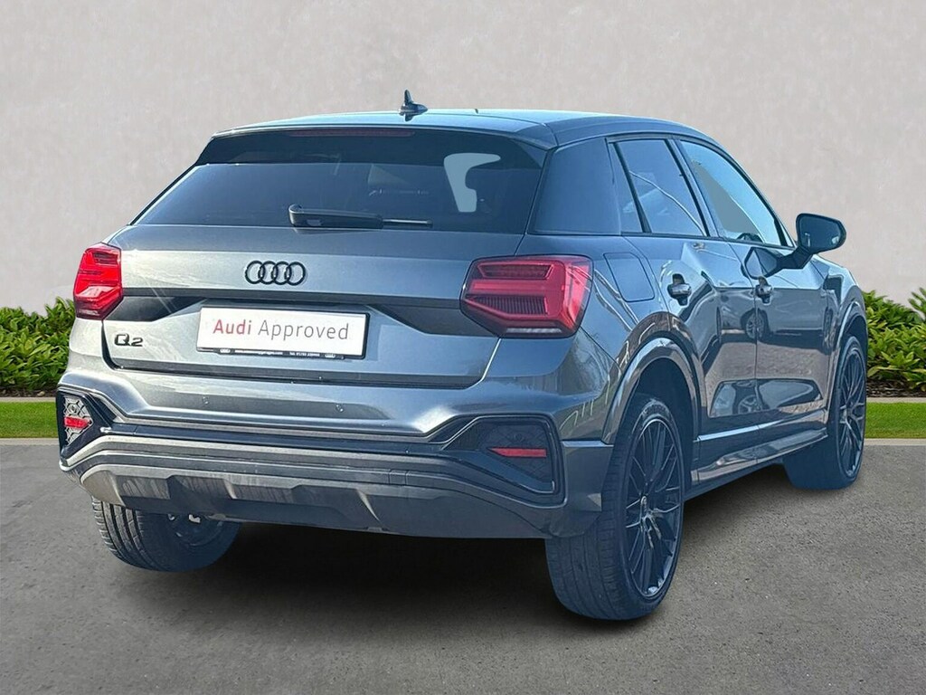 Audi Q2 35 Tfsi Black Edition S Tronic Grey #5