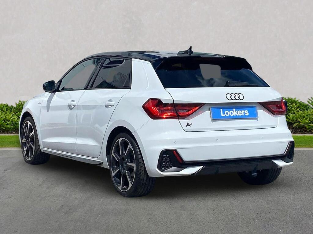 Audi A1 1.0 Tfsi 30 Black Edition Sportback Man White