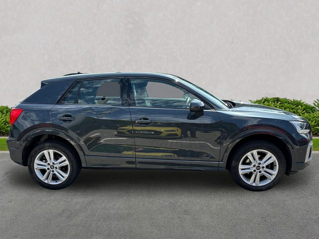 Audi Q2 30 Tfsi 116 Sport Grey #3