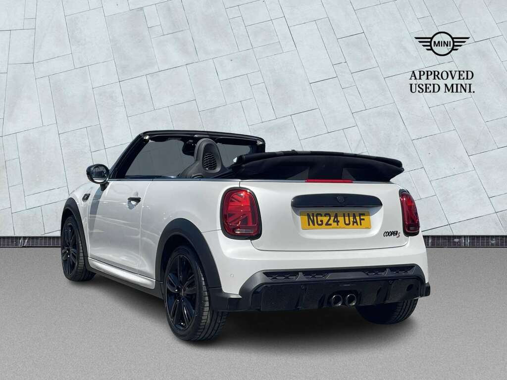 Mini Convertible 2.0 Cooper S Sport Premium White #2