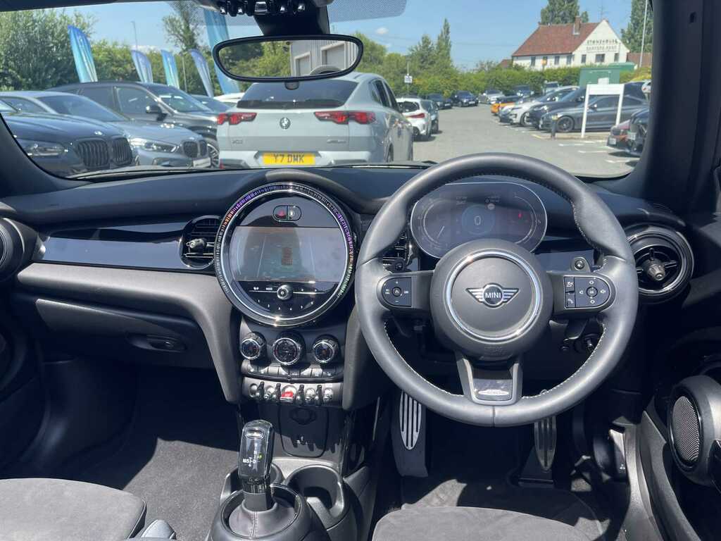 Mini Convertible 1.5 Cooper Exclusive Premium Plus Yellow #8