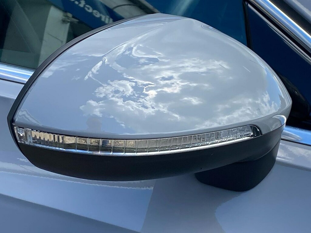 Volkswagen Arteon Arteon R-line Tsi Blue #25