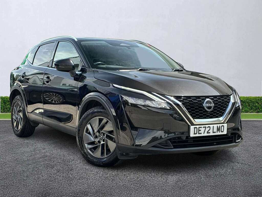 Nissan Qashqai 1.3 Dig-t Mh Acenta Premium DE72LMO Black