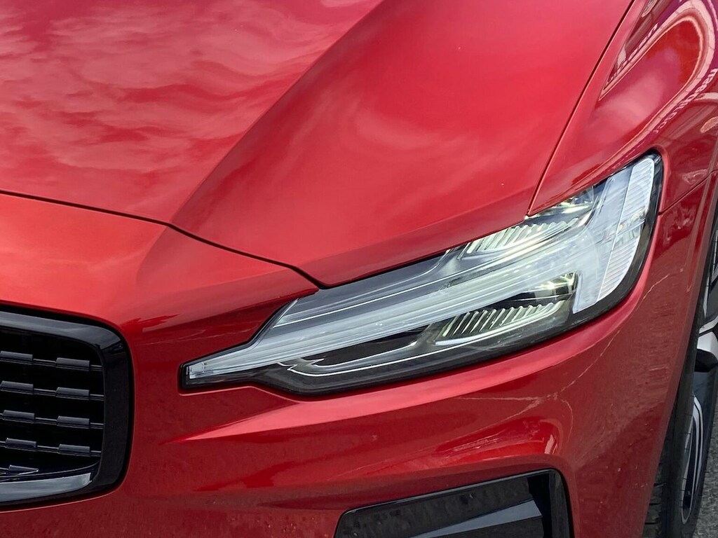 Volvo V60 Plus Black #31