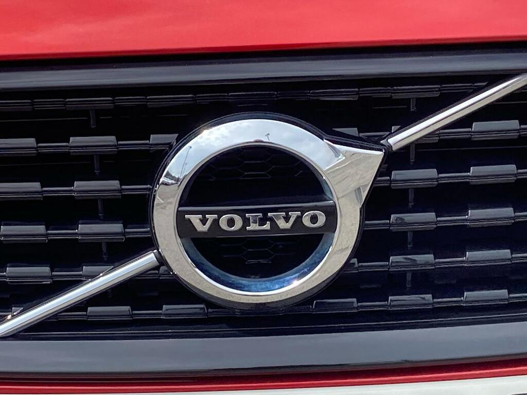 Volvo V60 Plus Black #30