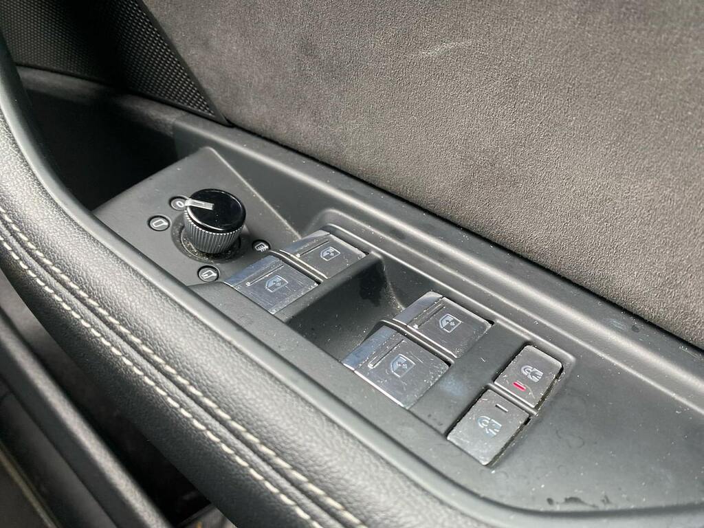 Audi E-tron 55 S Line Sportback Quattro 95Kw Blue #19