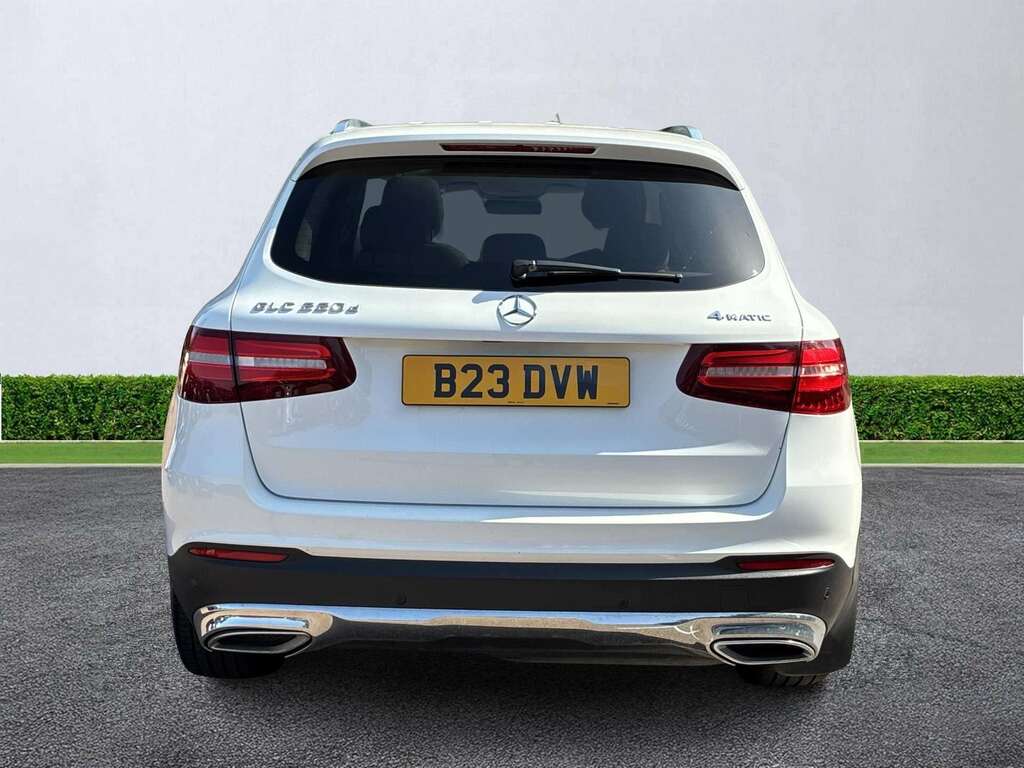 Mercedes-Benz GLC Class Glc 220D 4Matic Sport Premium Plus 9G-tronic White #4