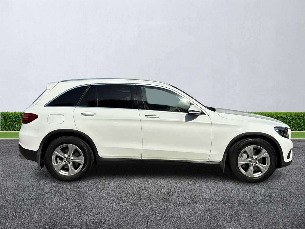 Mercedes-Benz GLC Class Glc 220D 4Matic Sport Premium Plus 9G-tronic White #3