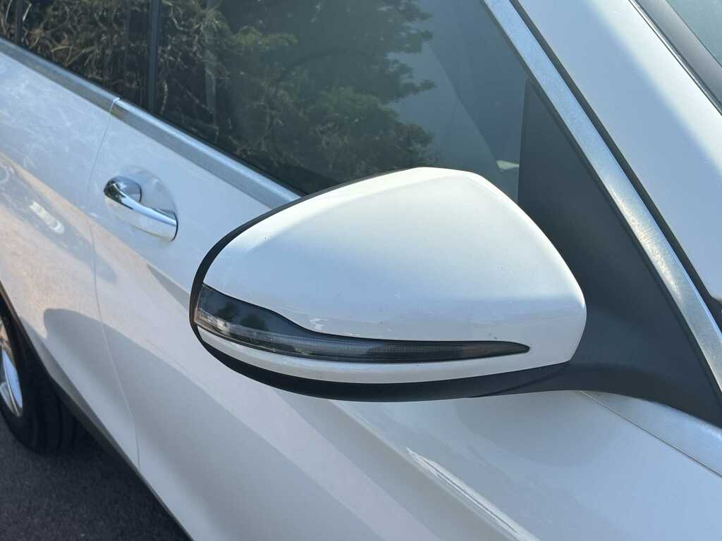 Mercedes-Benz GLC Class Suv White #36