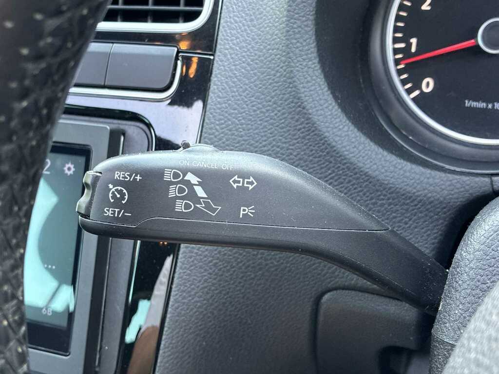 Volkswagen Polo Match Edition Blue #25