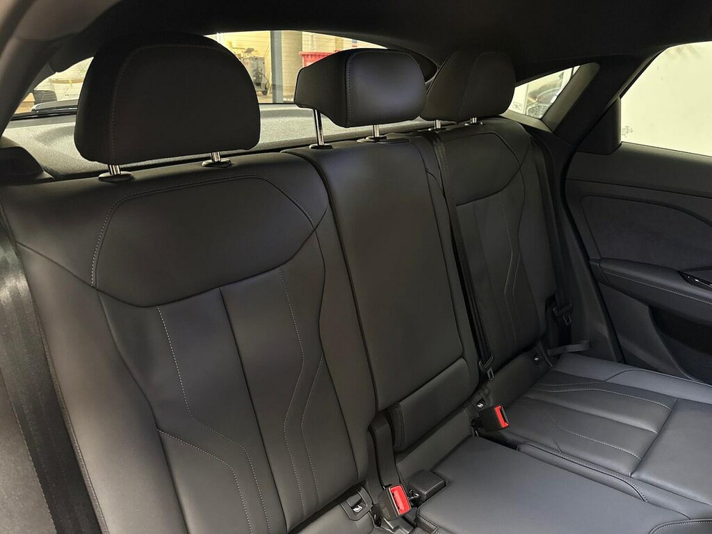 Audi Q3 35 Tfsi S Line Leather 2026 Black #16