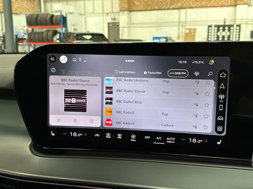 Audi Q3 35 Tfsi S Line Leather 2026 Black #11