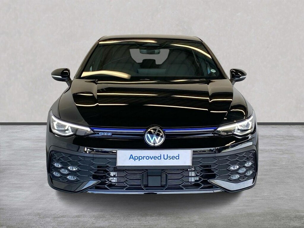 Volkswagen e-Golf 1.5 Tsi Ehybrid 19.7Kwh Gte Hatchback P Black #5
