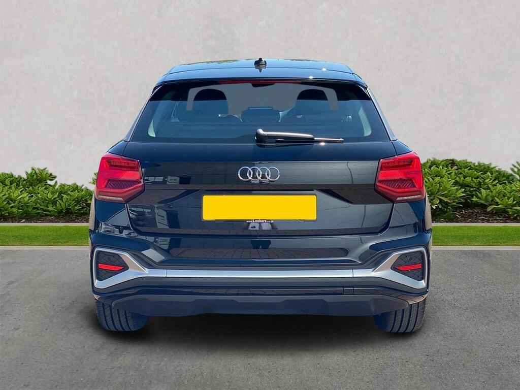 Audi Q2 35 Tfsi S Line S Tronic Black #3