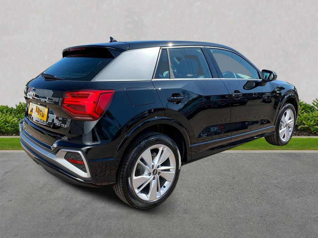 Audi Q2 35 Tfsi S Line S Tronic Black #5
