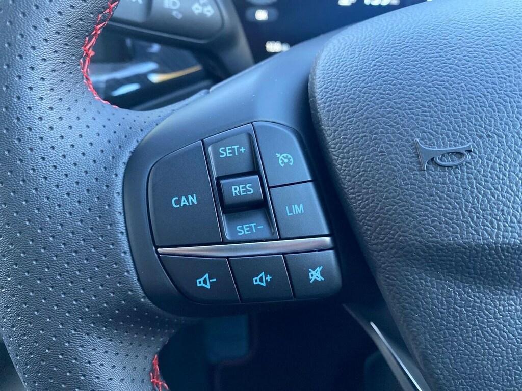 Ford Focus Titanium Grey #25