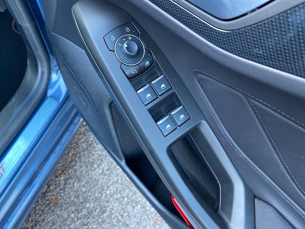 Ford Focus Titanium Grey #20